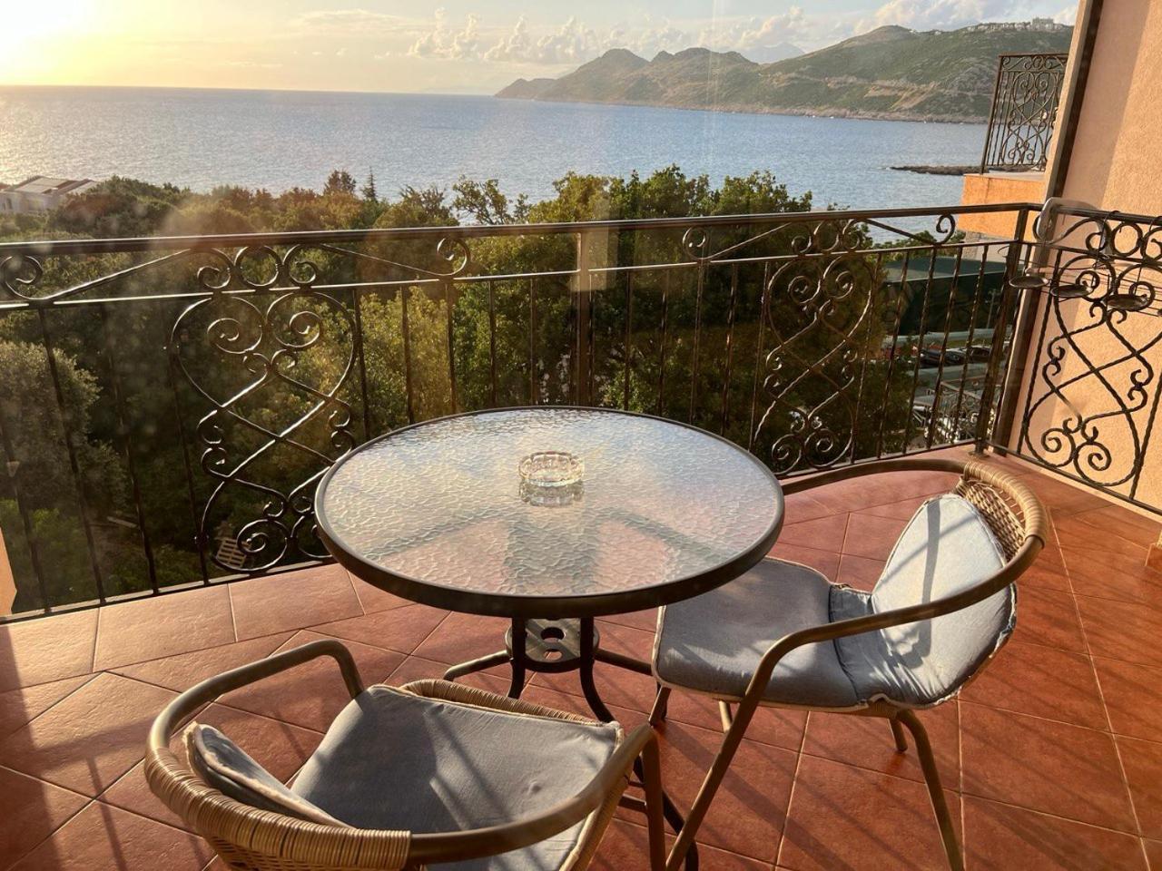 Apartment Sea View Dobra Voda Kültér fotó